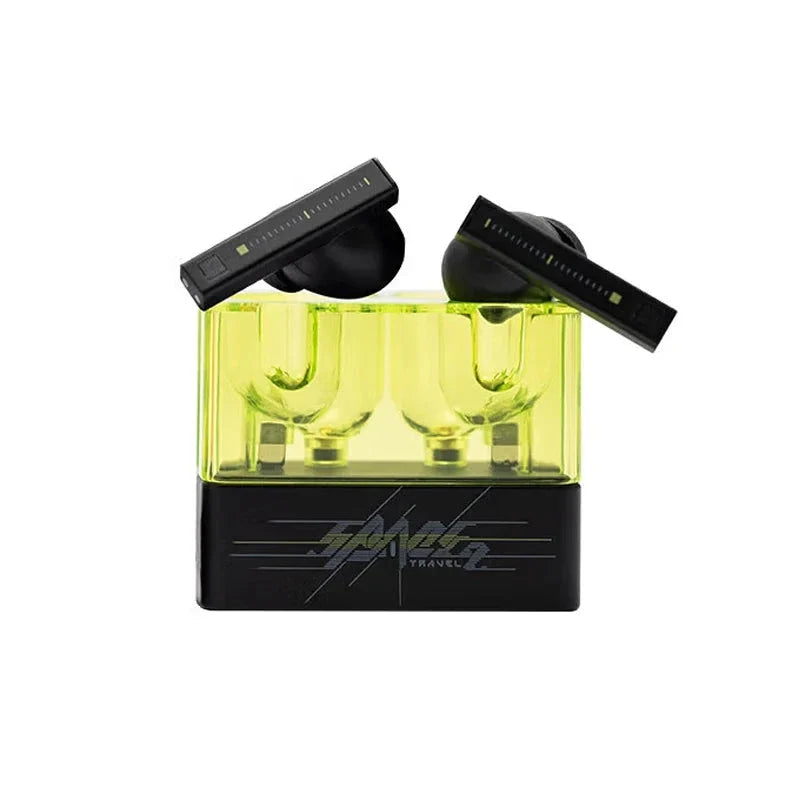 MOONDROP Space Travel 2 in Black-Green, earbuds on case