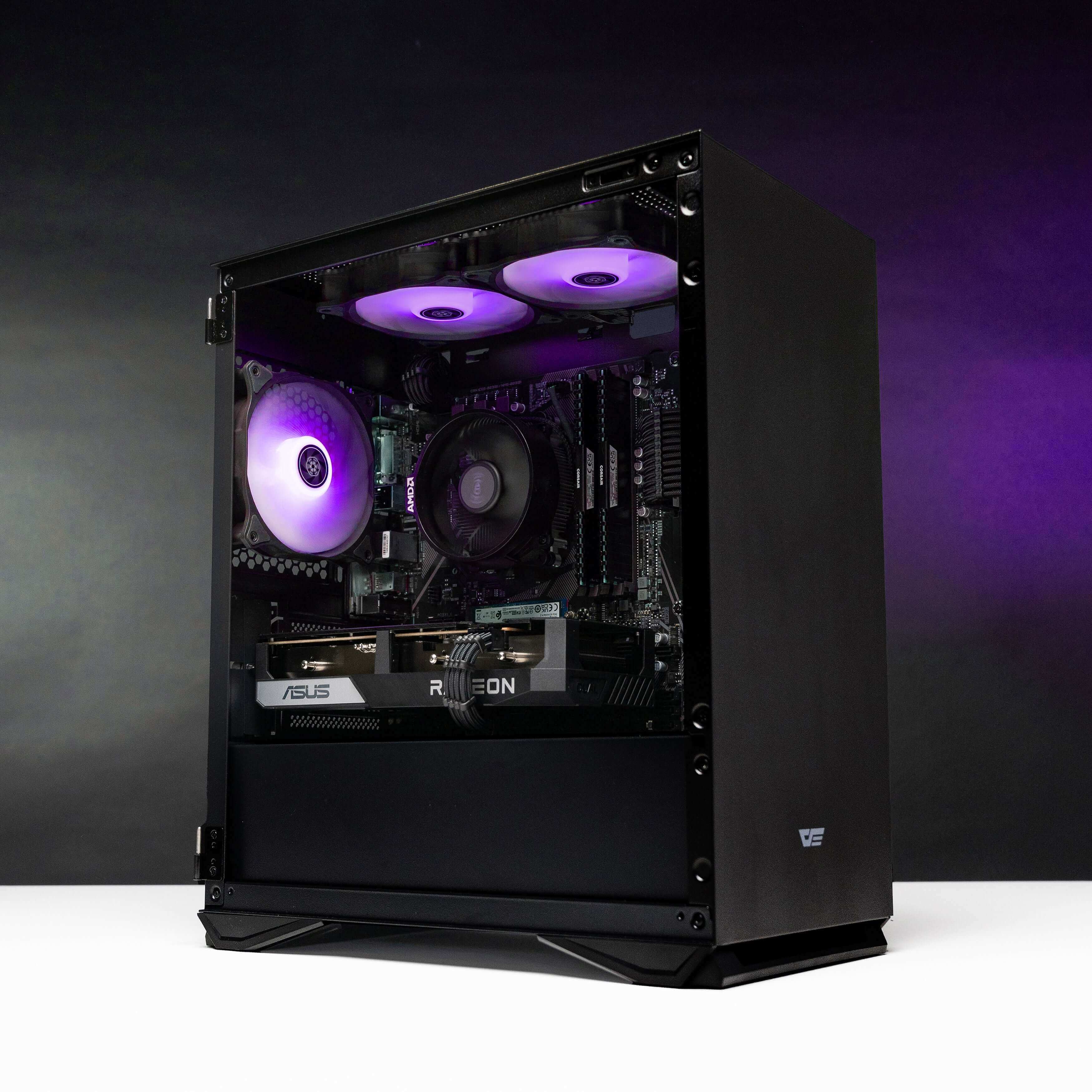 Frontal View of the Arrow LVL 12 Gaming PC Showcasing its Sleek Design